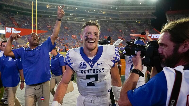 Kentucky quarterback Will Levis (7) celebrates in front of fans after Kentucky defeated...