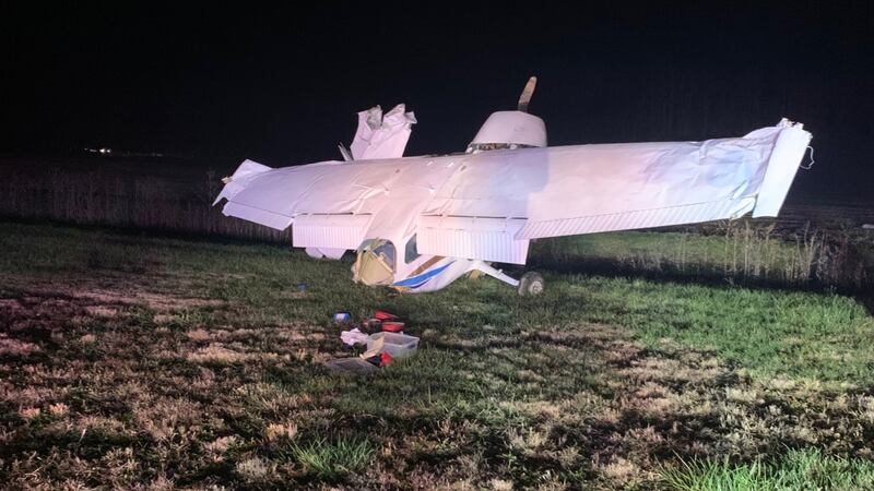 A small plane crashed at the Cynthiana-Harrison County Airport.