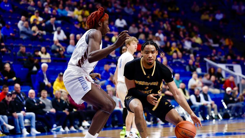 Woodford Co. advances in the Boys' Sweet 16 after an overtime win against Jeffersontown on...